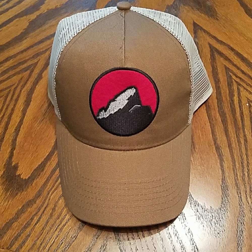 Mountain Khakis trucker Hat